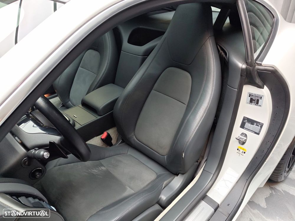 Jaguar F-Type 3.0 V6 S/C Auto - 19