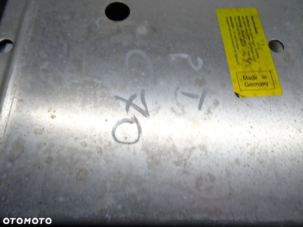 VOLVO C70 CABRIO 97-05 2.0 TB ZAGŁÓWEK PIROTECHNICZNY LEWY PRAWY TYLNY - 2