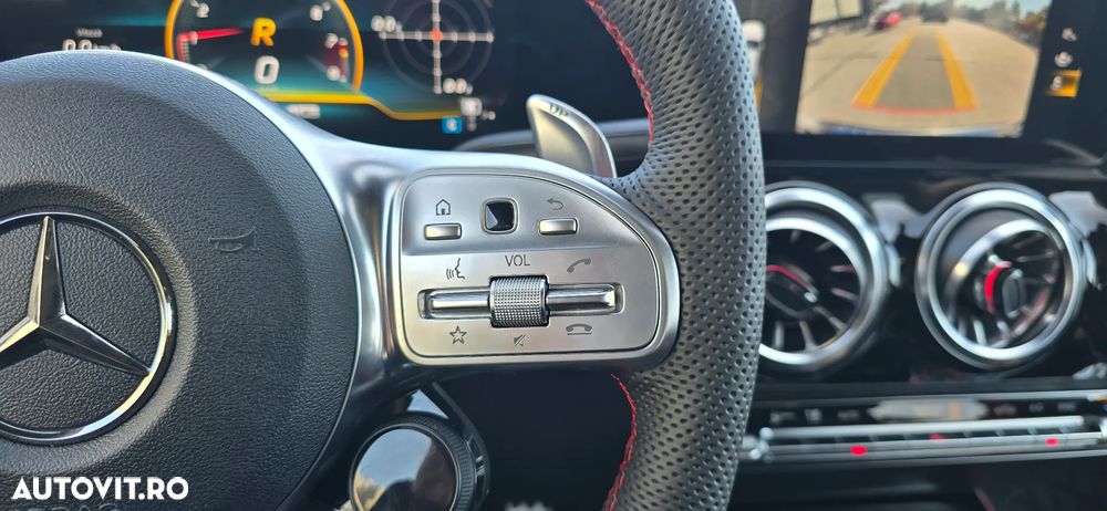 Mercedes-Benz GLA AMG 45 S 4MATIC+ AMG Speedshift DCT 8G - 12