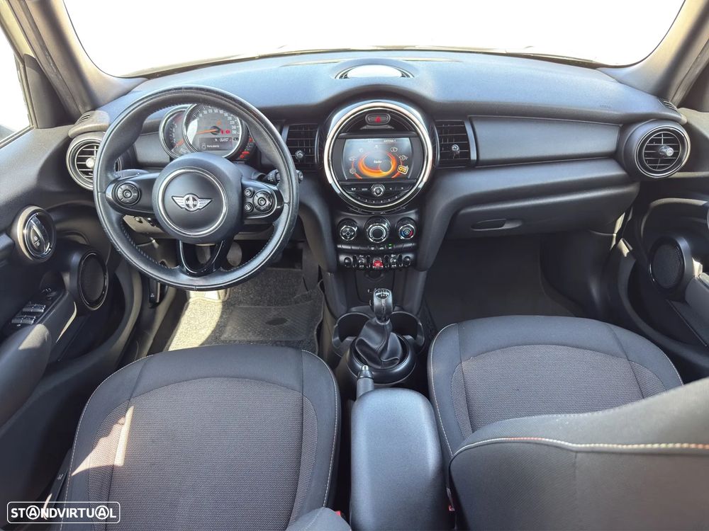 MINI 5 Portas One D - 9