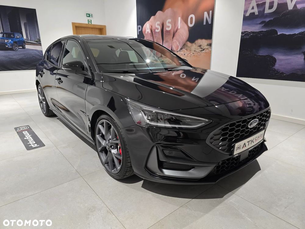 Ford Focus 2.3 EcoBoost ST X - 4