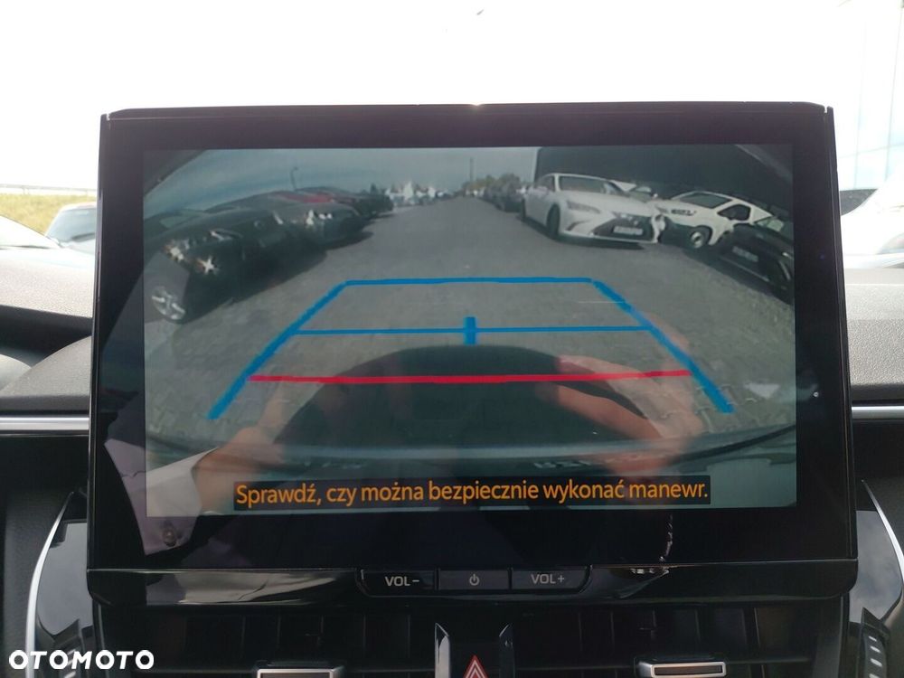 Toyota Corolla 1.8 Hybrid Comfort - 24