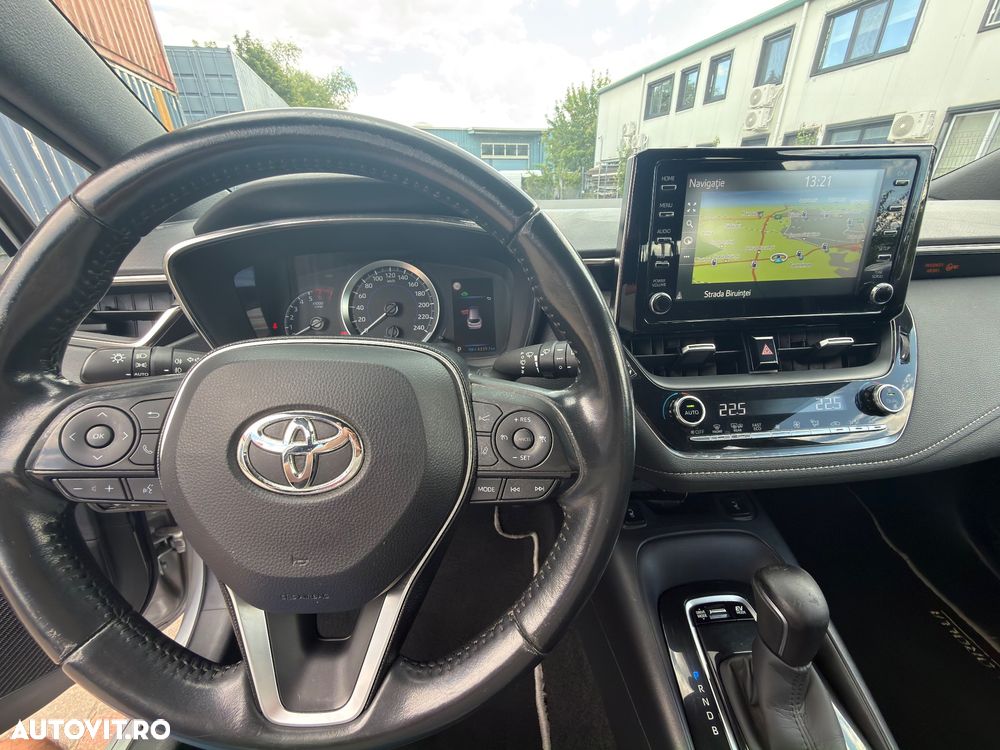 Toyota Corolla 1.8 HSD Business - 13