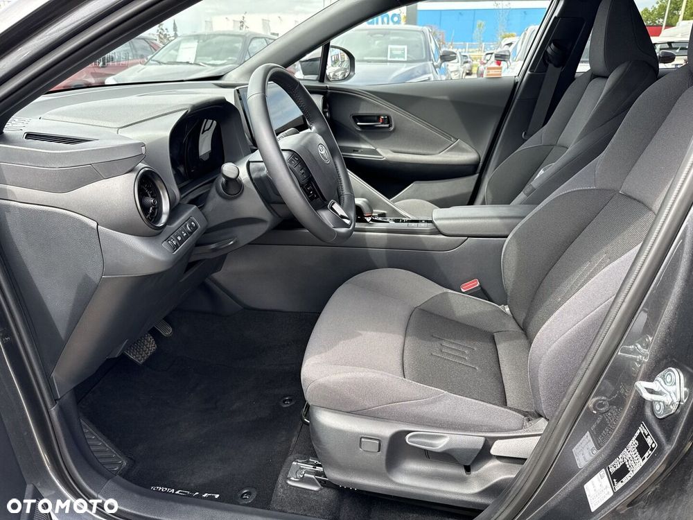 Toyota C-HR - 13