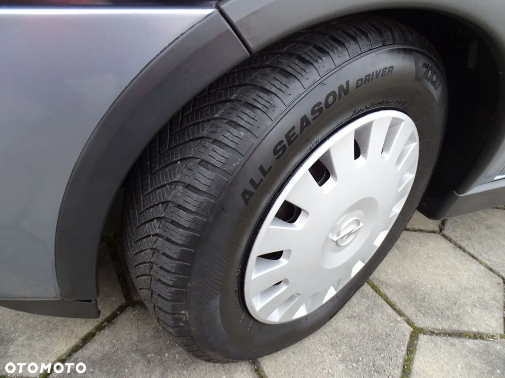 Opel Corsa 1.2 16V Comfort - 17