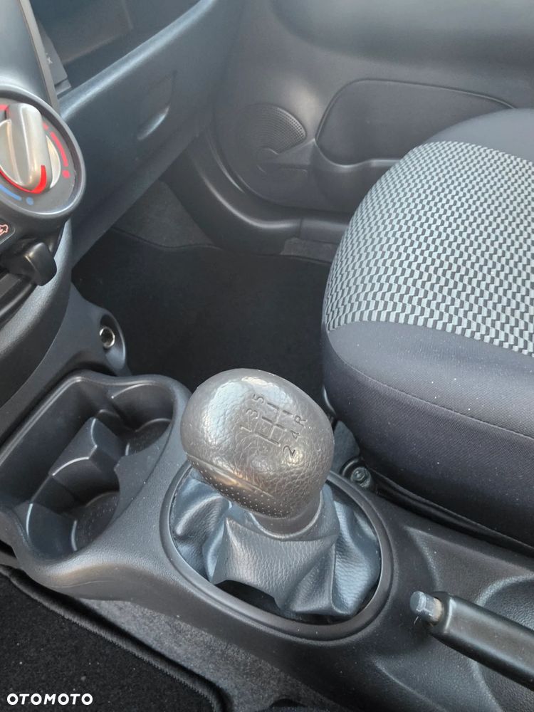 Nissan Micra 1.2 30 Jahre Edition - 18