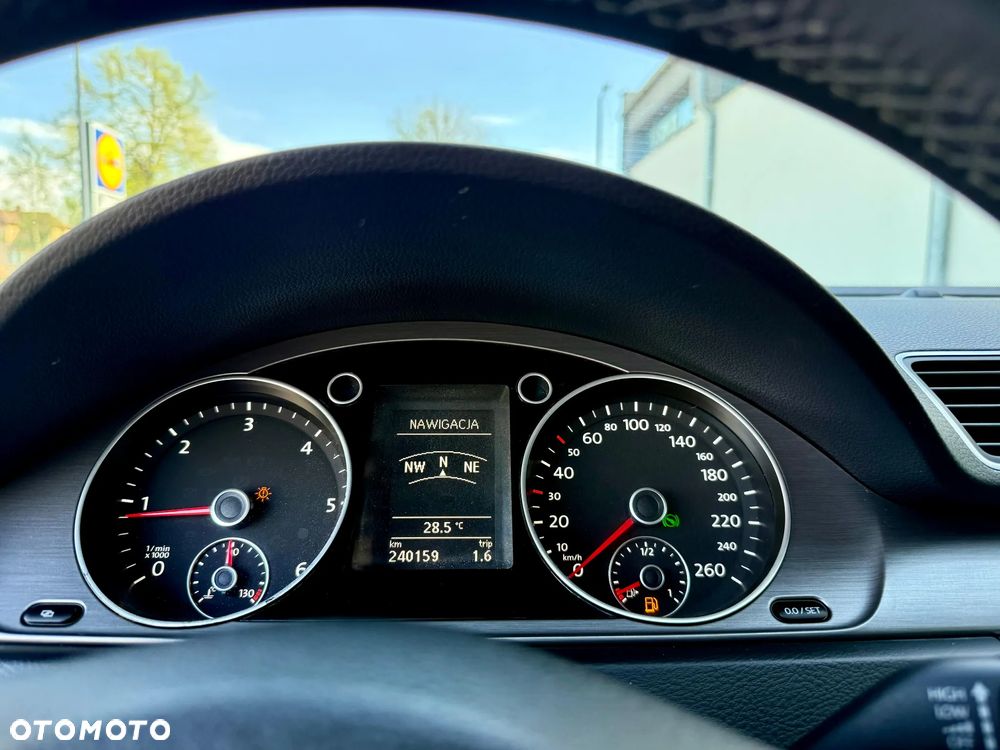 Volkswagen Passat 2.0 Blue TDI DSG SCR Highline - 22