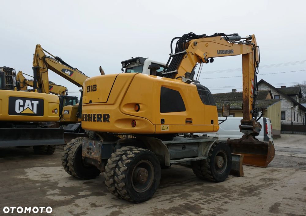Liebherr A 918 - 2
