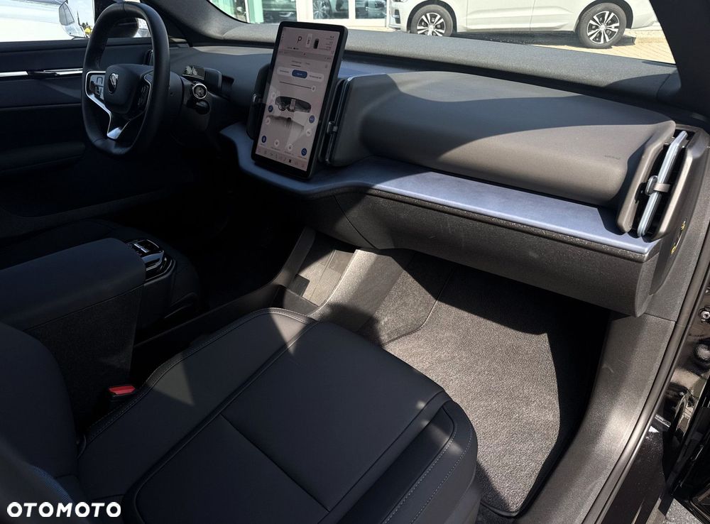 Volvo EX30 - 10