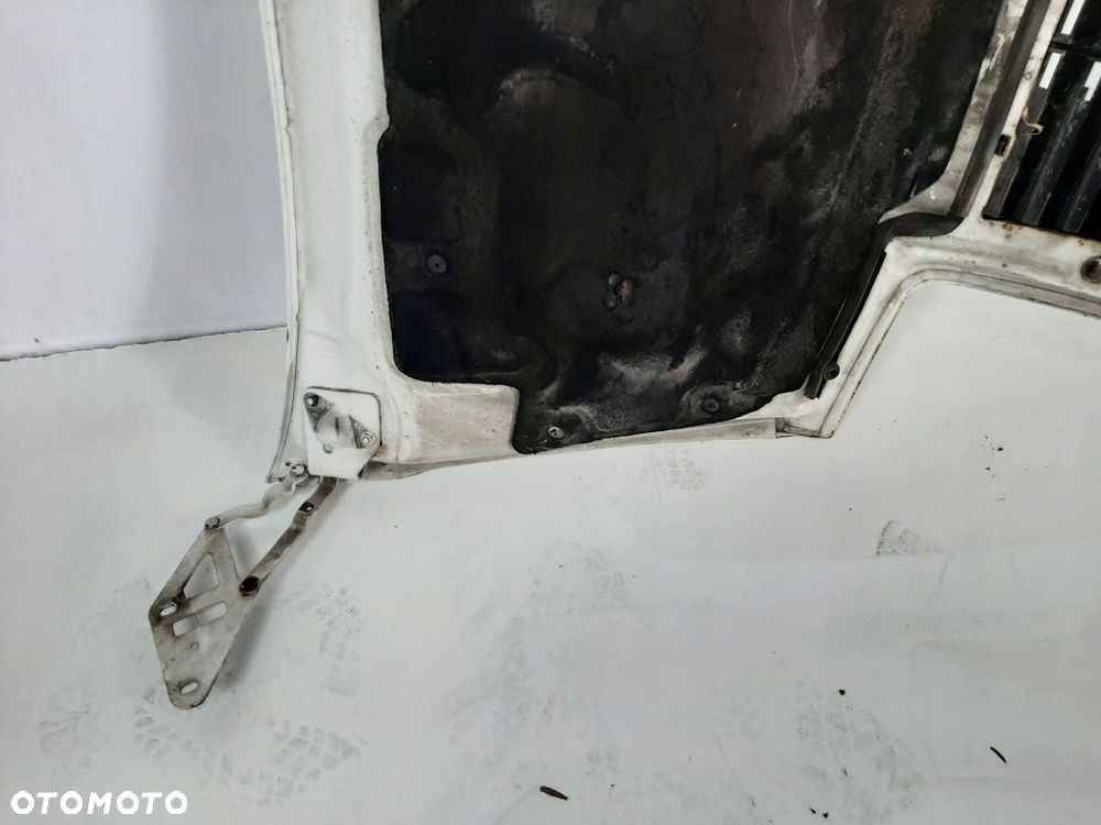 VW LT35 2.5TDI 2003R MASKA ATRAPA ZAWIASY KOD R902 2D1823033A - 16