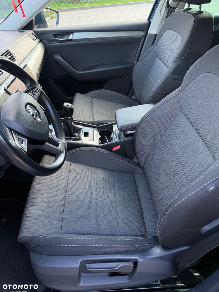 Skoda Superb 2.0 TDI Ambition - 8