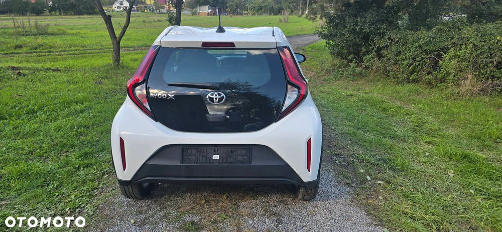 Toyota Aygo 1.0 VVT-i JBL Edition - 4