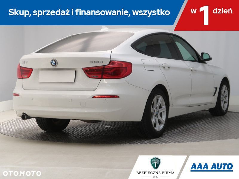 BMW 3GT - 7