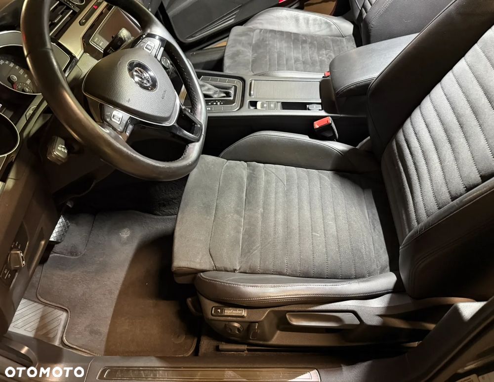 Volkswagen Passat 2.0 TDI SCR DSG Highline - 11