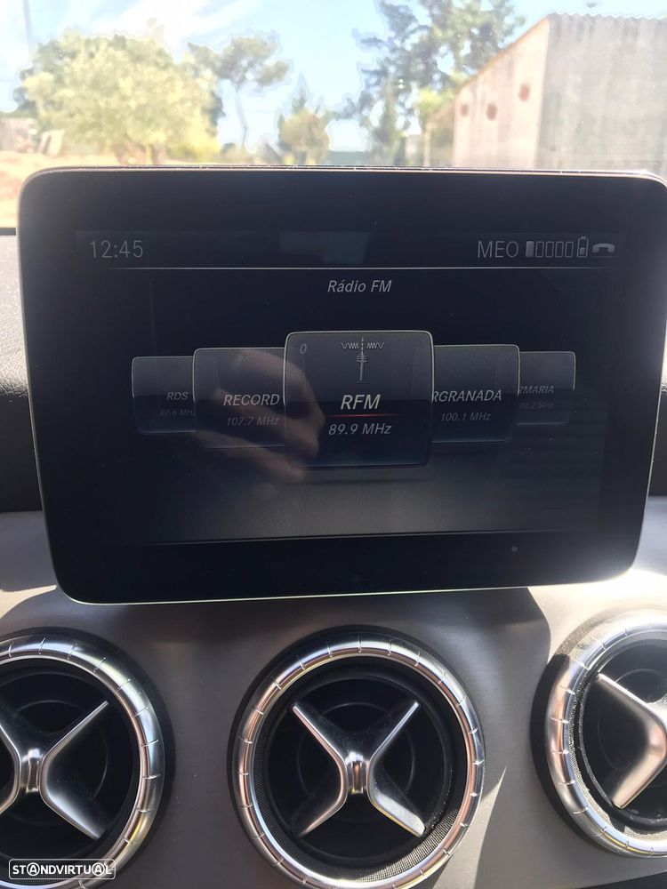 Mercedes-Benz CLA 220