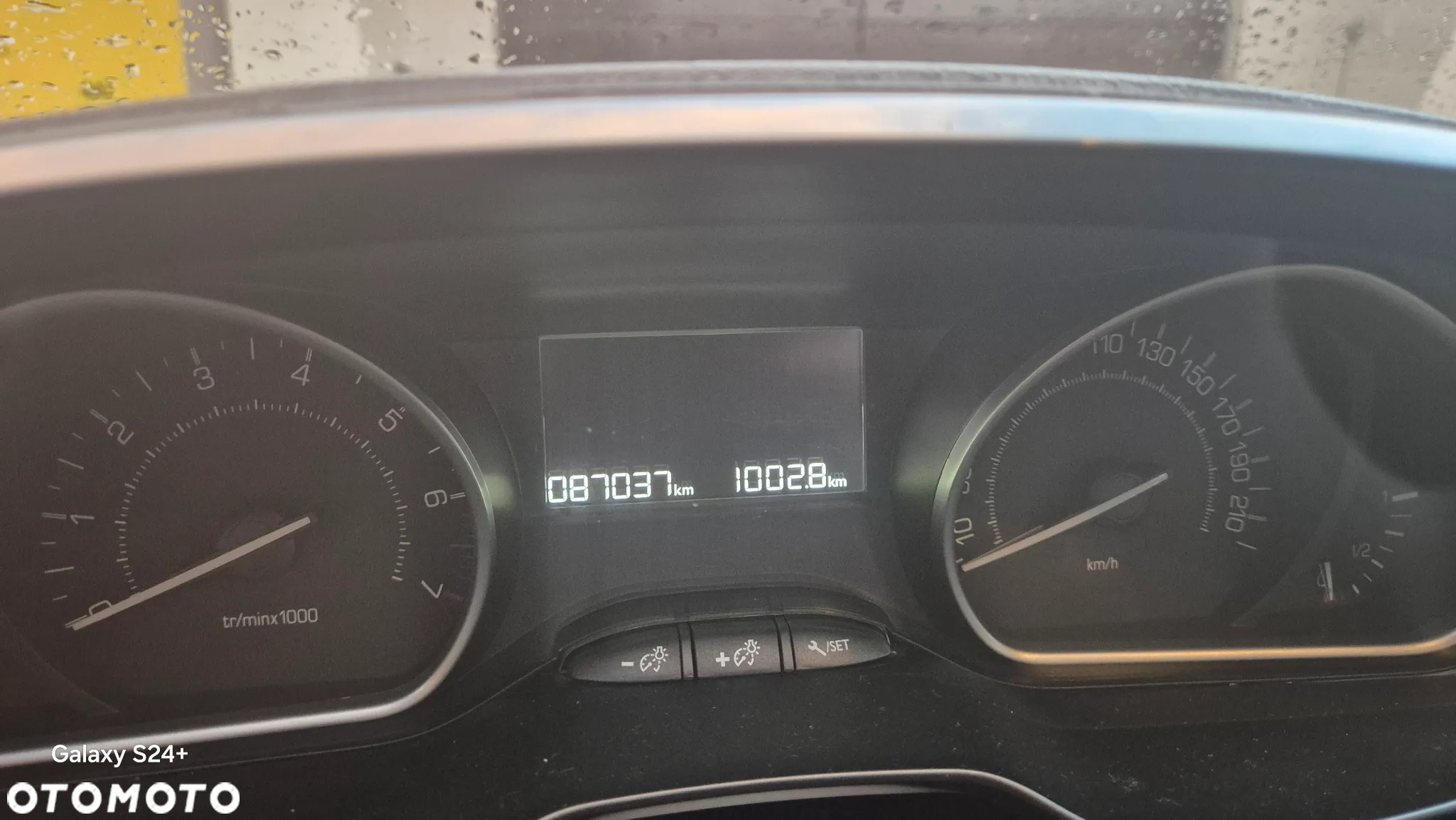 Peugeot 208 1.2 PureTech Active - 6