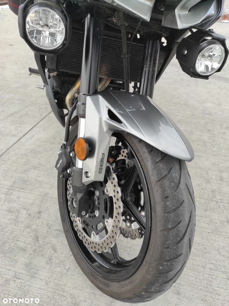 Kawasaki Versys 650 - 11