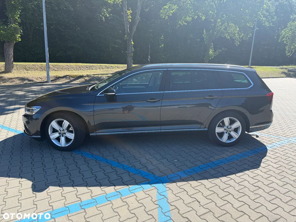 Volkswagen Passat Variant - 7