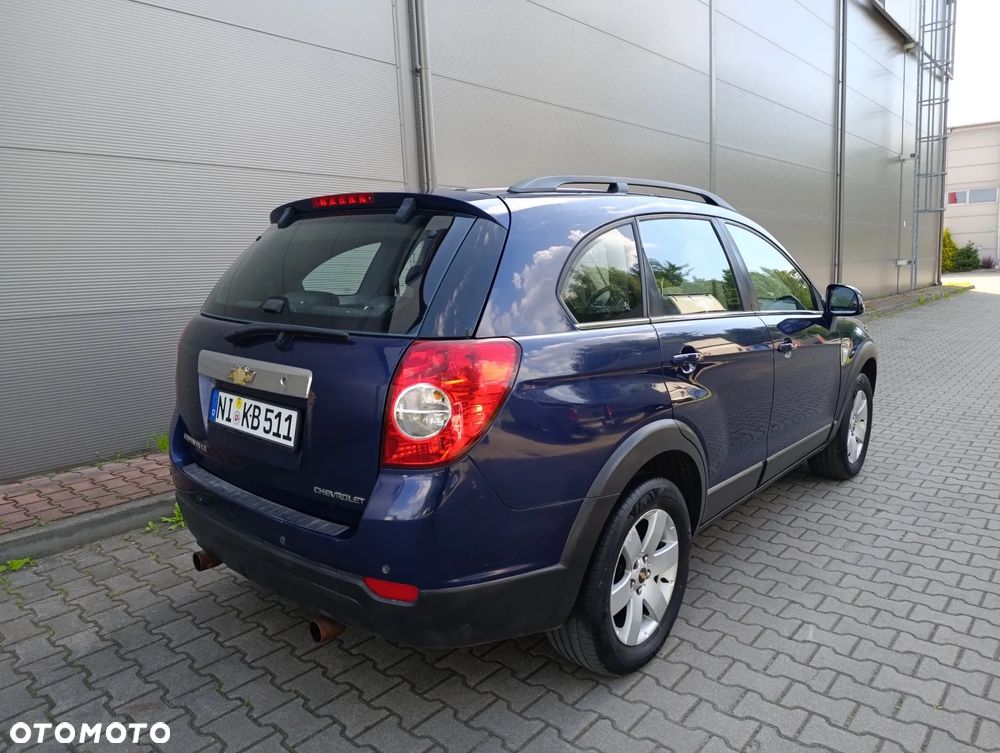 Chevrolet Captiva 2.4 4WD 7 Sitzer LT - 13