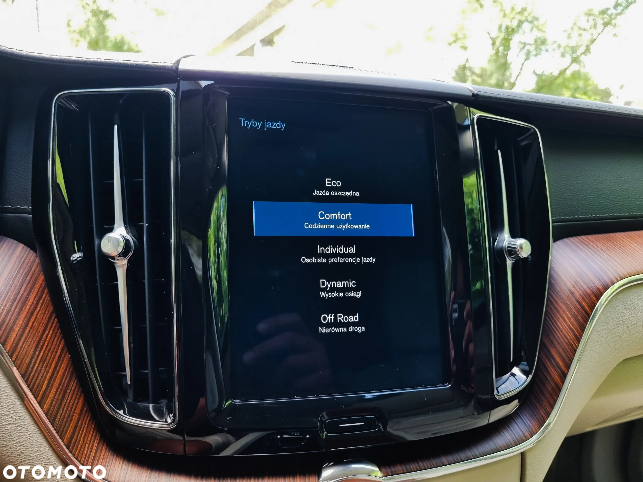 Volvo XC 60 D5 AWD Inscription - 35