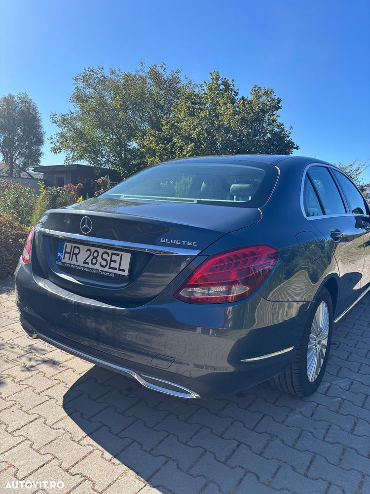 Mercedes-Benz C 220 d 4MATIC Aut. - 4