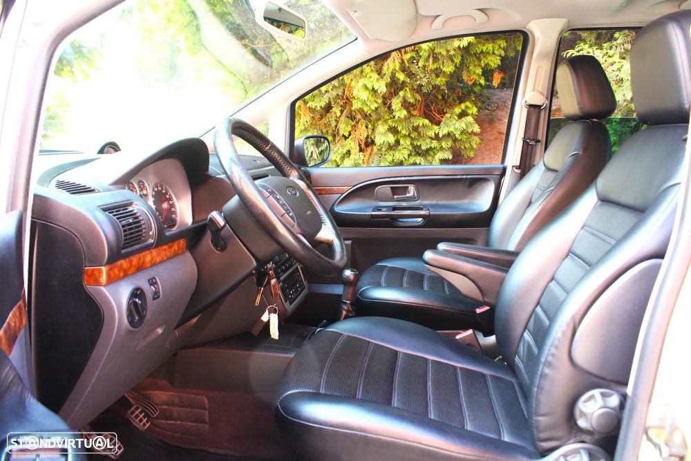 Ford Galaxy TDI Ghia - 25