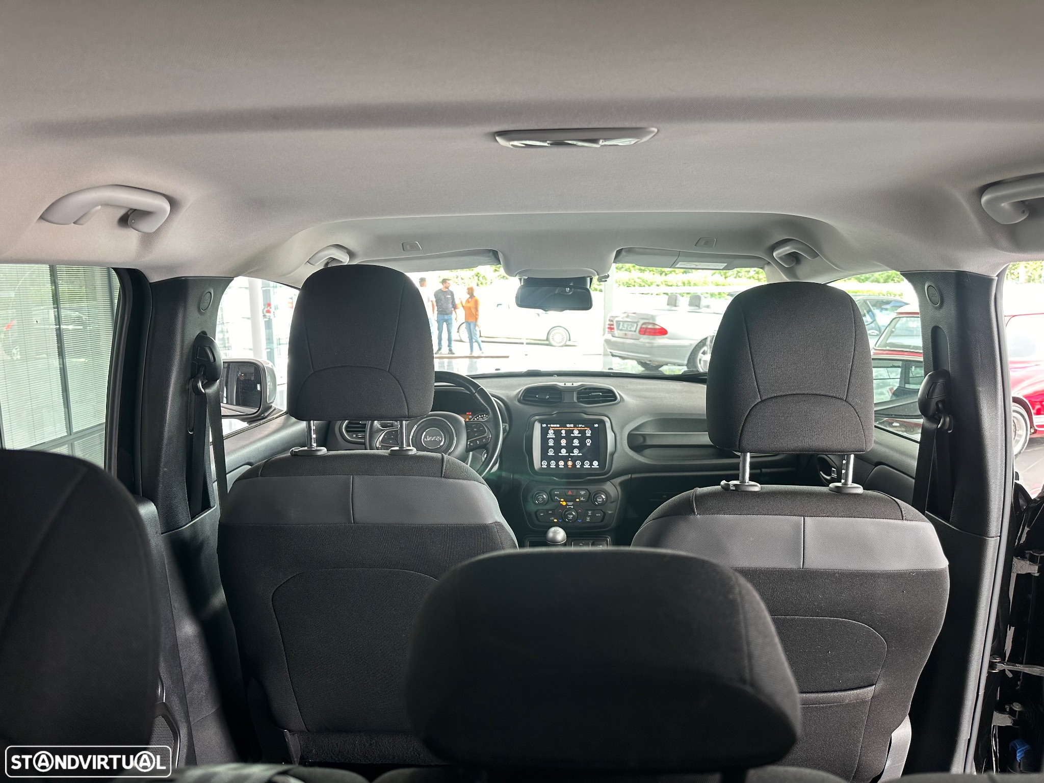 Jeep Renegade 1.6 MJD Limited - 17