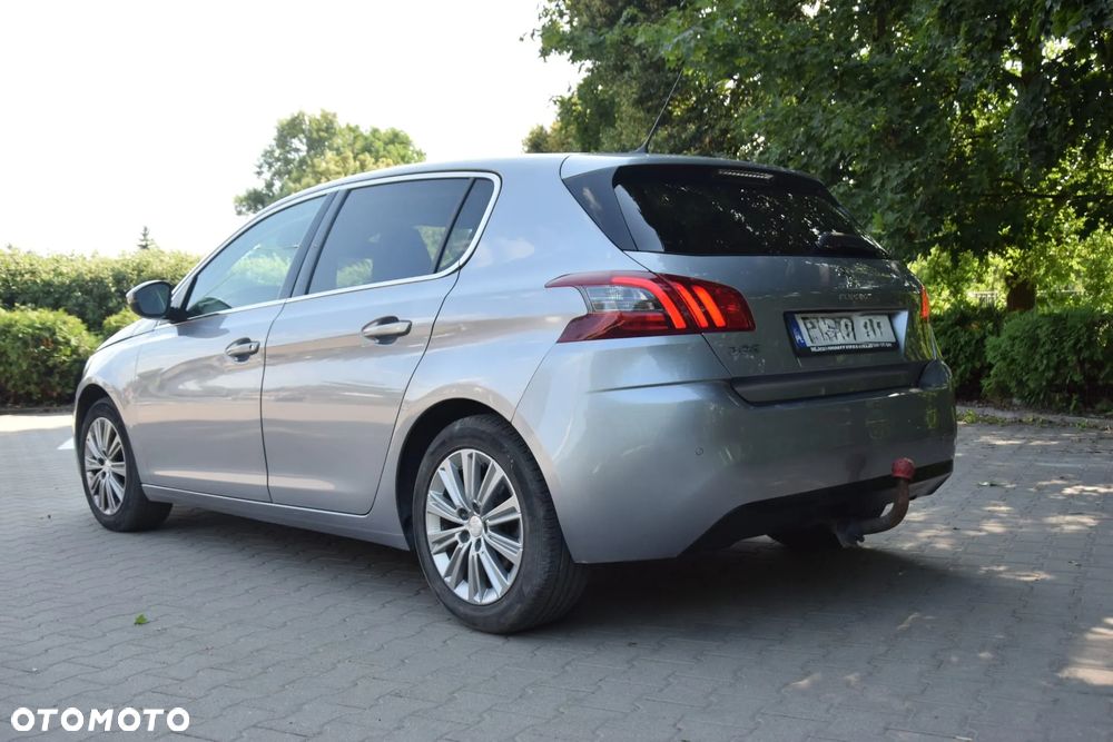 Peugeot 308 1.2 PureTech Active S&S EAT6 - 6