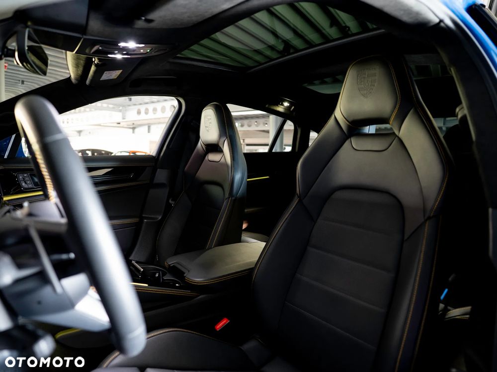 Porsche Panamera Turbo S E-Hybrid PHEV - 25