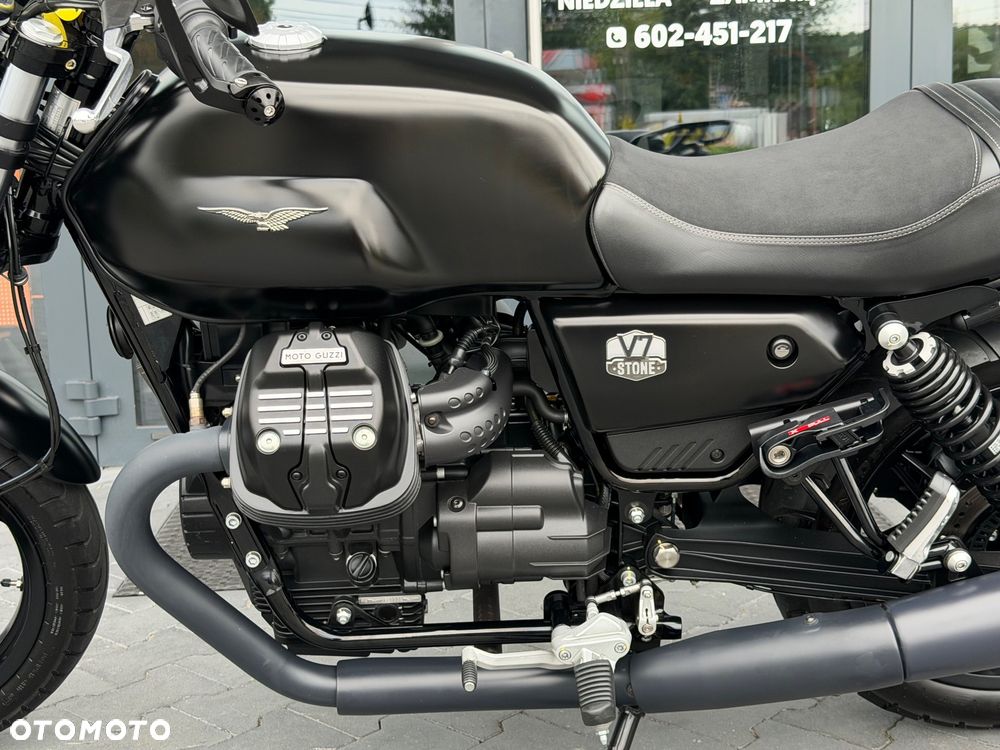 Moto Guzzi V7 - 32