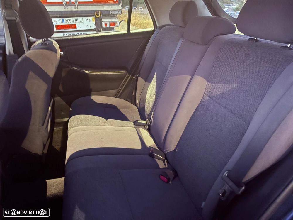 Toyota Corolla 1.4 VVT-i - 11