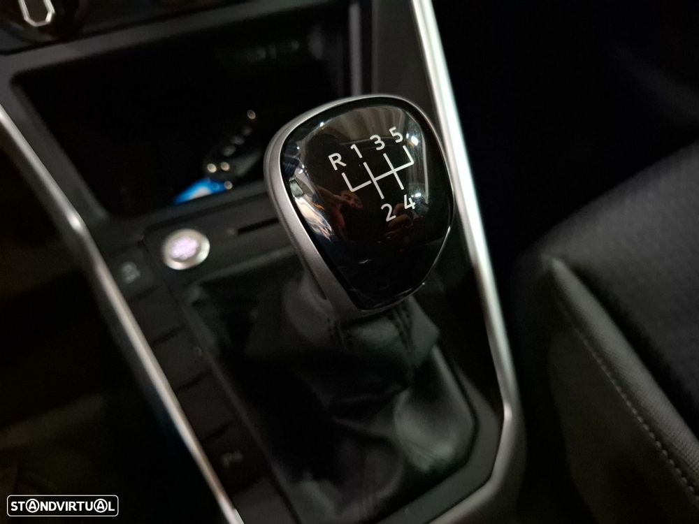 VW Taigo 1.0 TSI Urban - 17