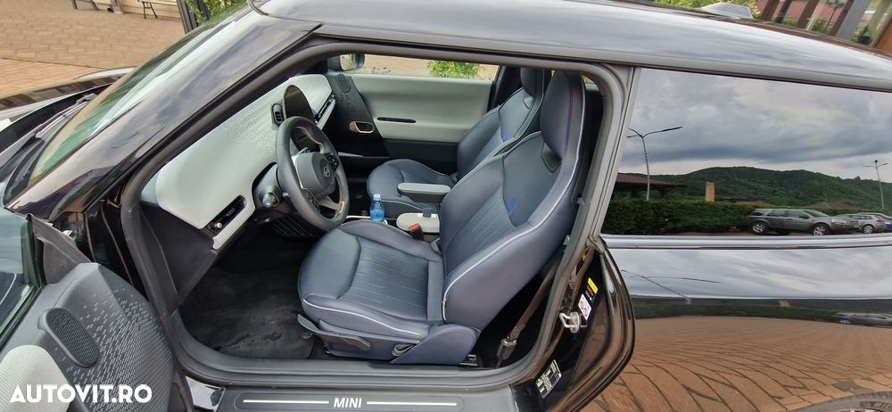 Mini Cooper SE - 12