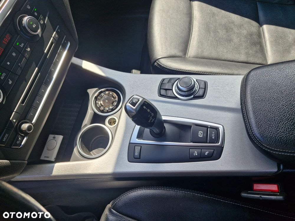 BMW X3 xDrive20d - 11