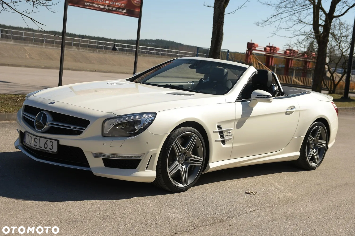 Mercedes-Benz SL 63 AMG - 34
