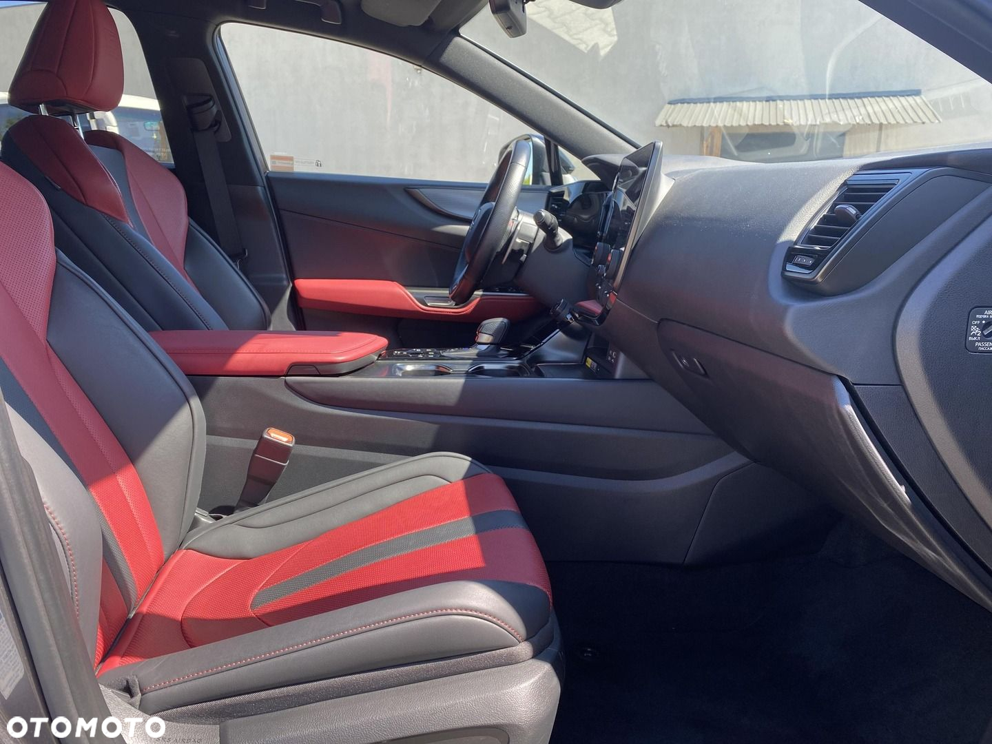 Lexus NX - 13