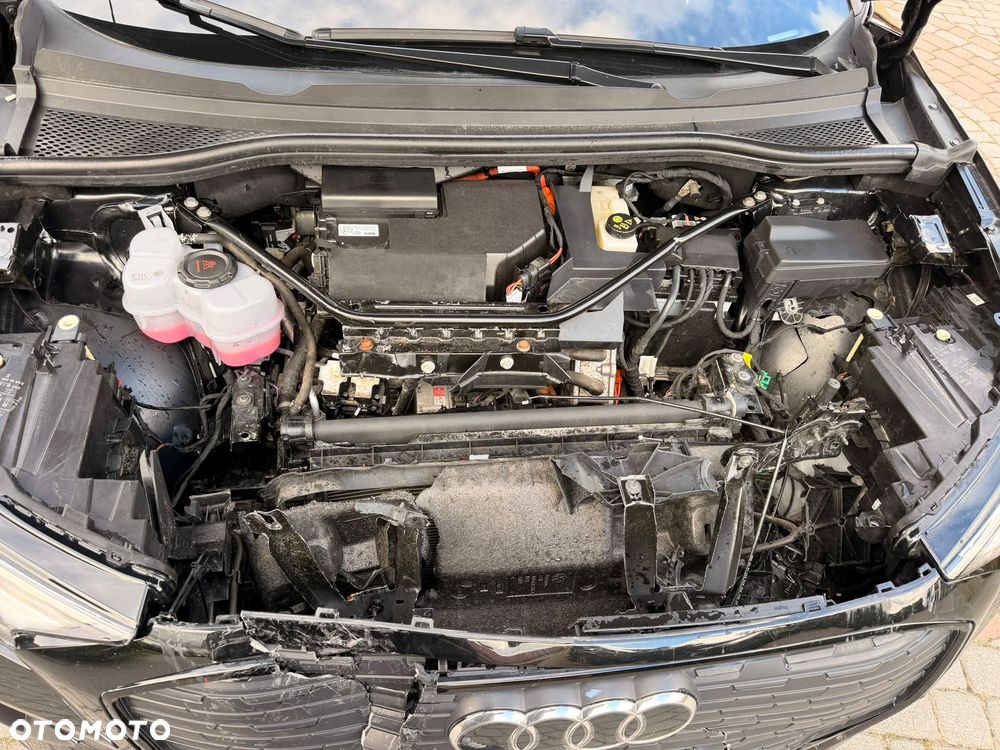 Audi Q4 e-tron 45 quattro - 9