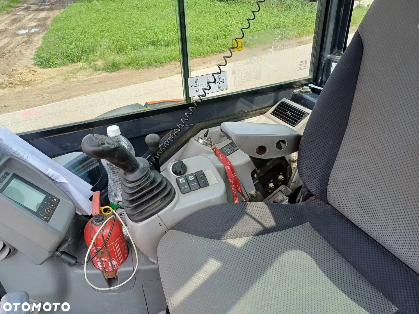 Hitachi ZX33U-6 - 5