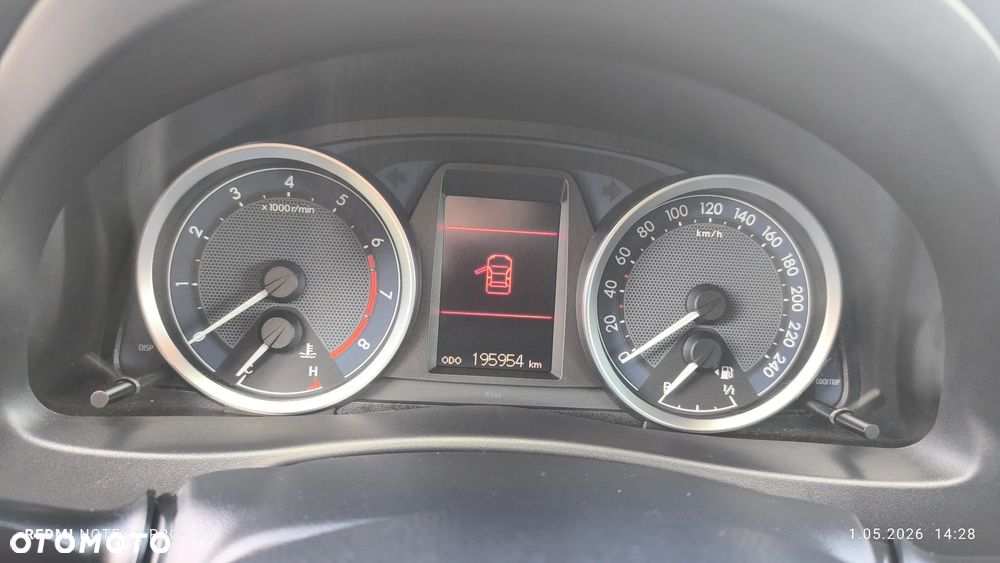 Toyota Auris 1.33 VVT-i Terra - 26