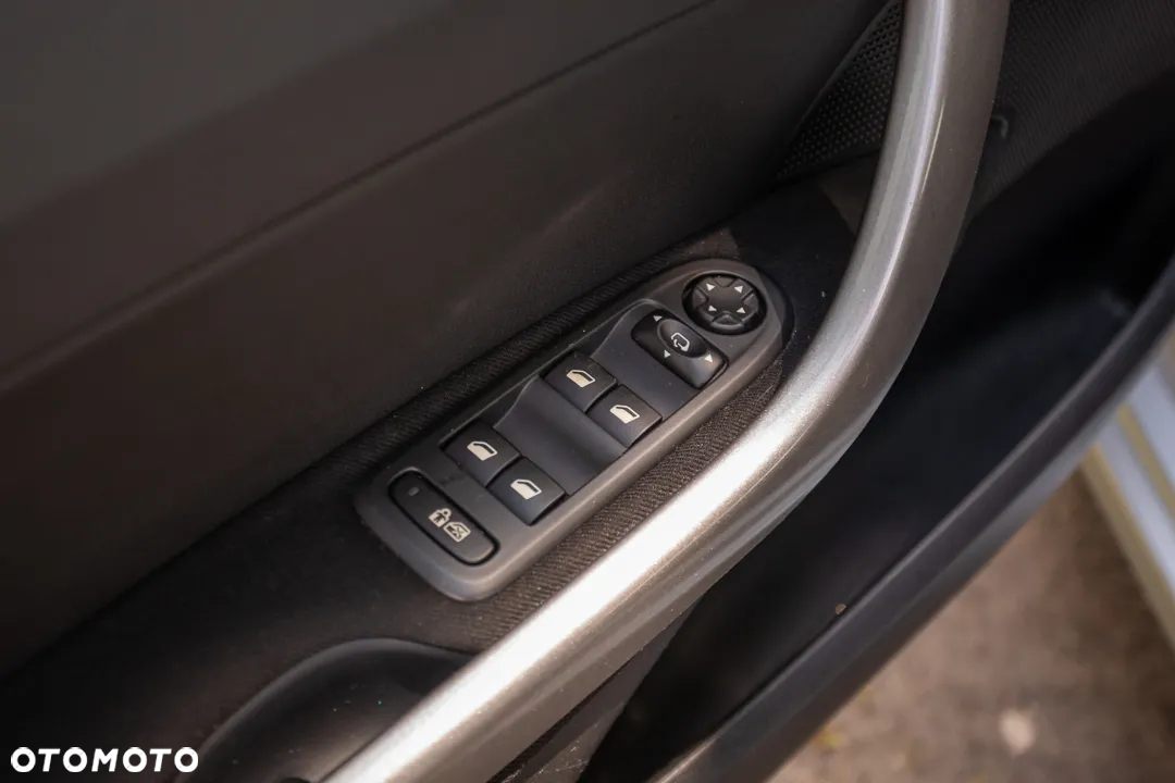Peugeot 308 1.6 VTi Active - 23