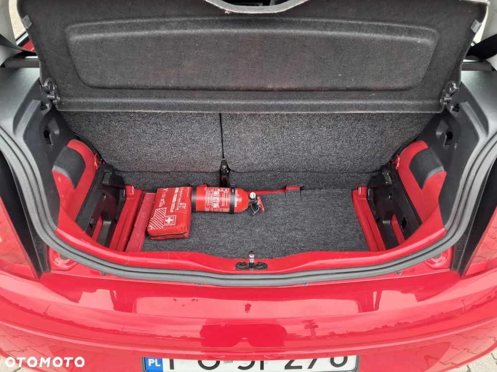 Volkswagen up! 1.0 move Perfectline - 29