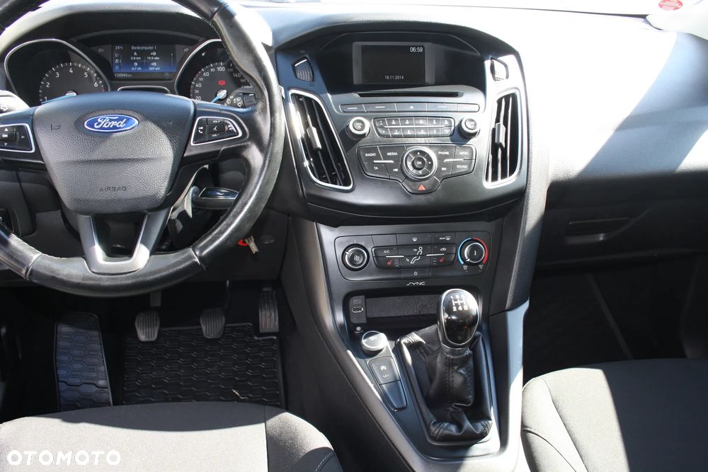 Ford Focus 1.0 EcoBoost Edition - 12