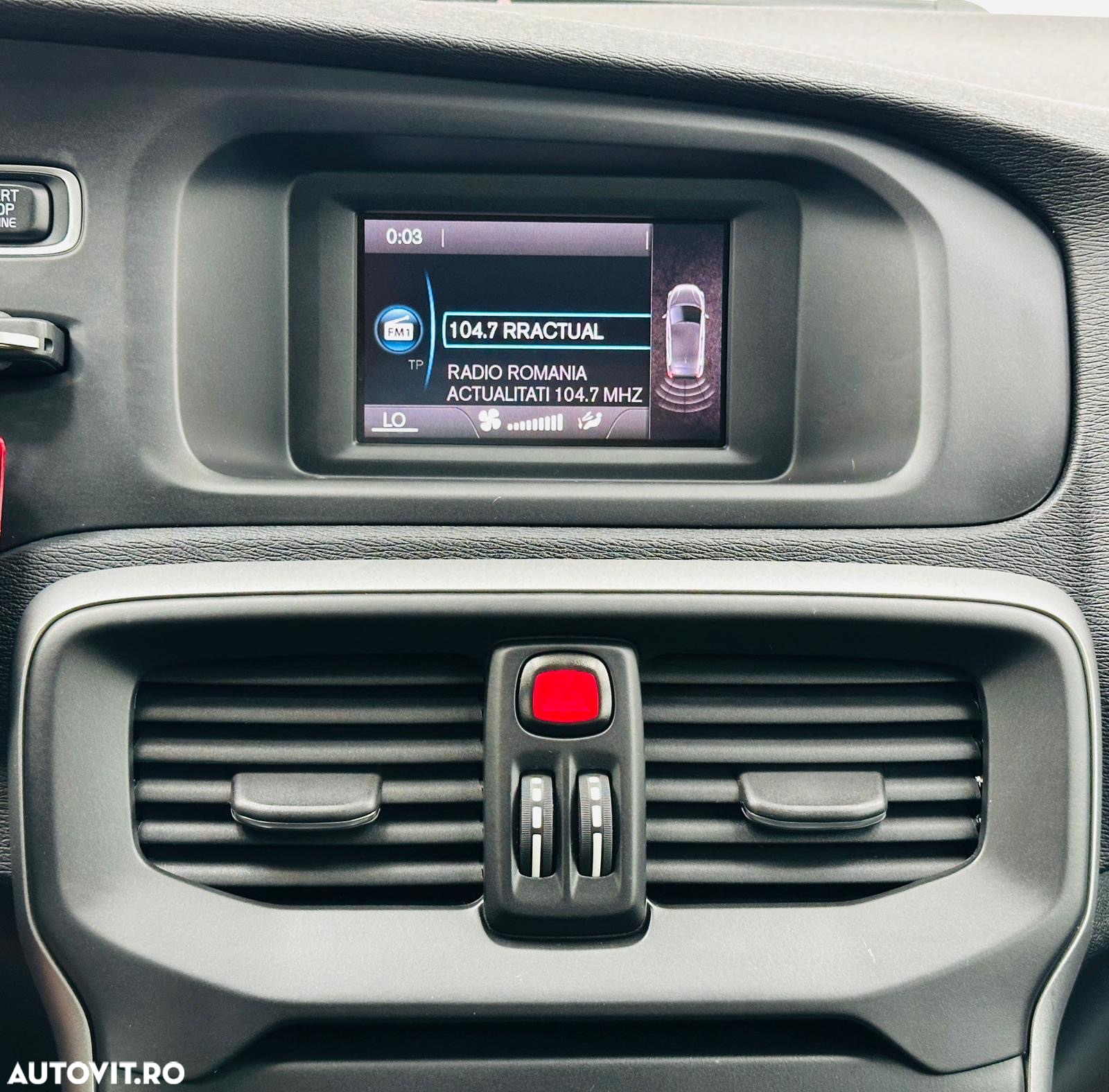 Volvo V40 - 28
