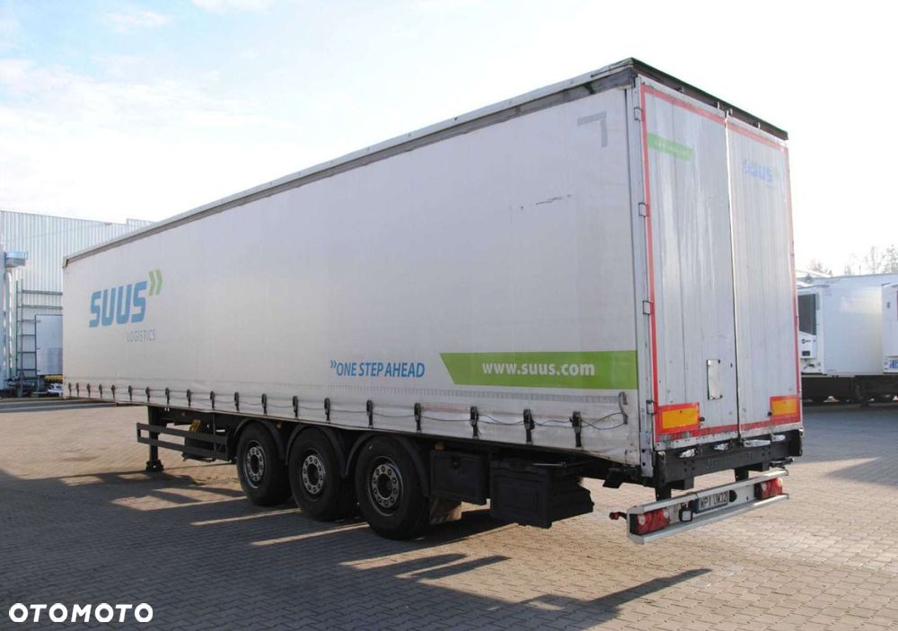 Schwarzmuller SPA, Podnoszona oś - 5