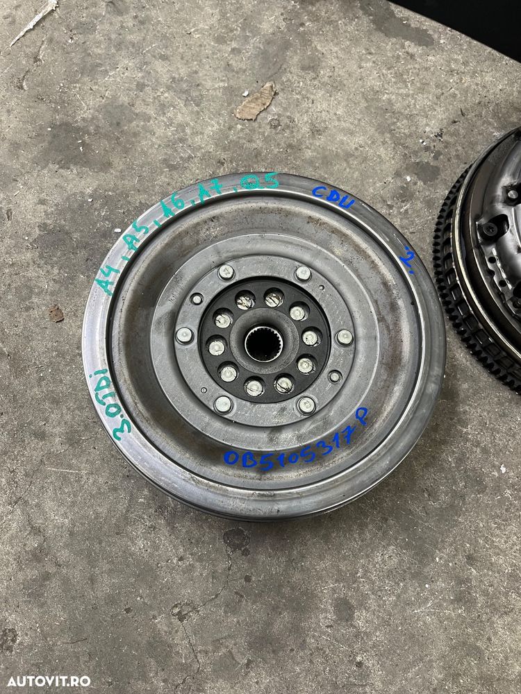 Volanta 0B5105317P audi a4 a5 a6 a7 q5 3.0 tdi 2014 - 1