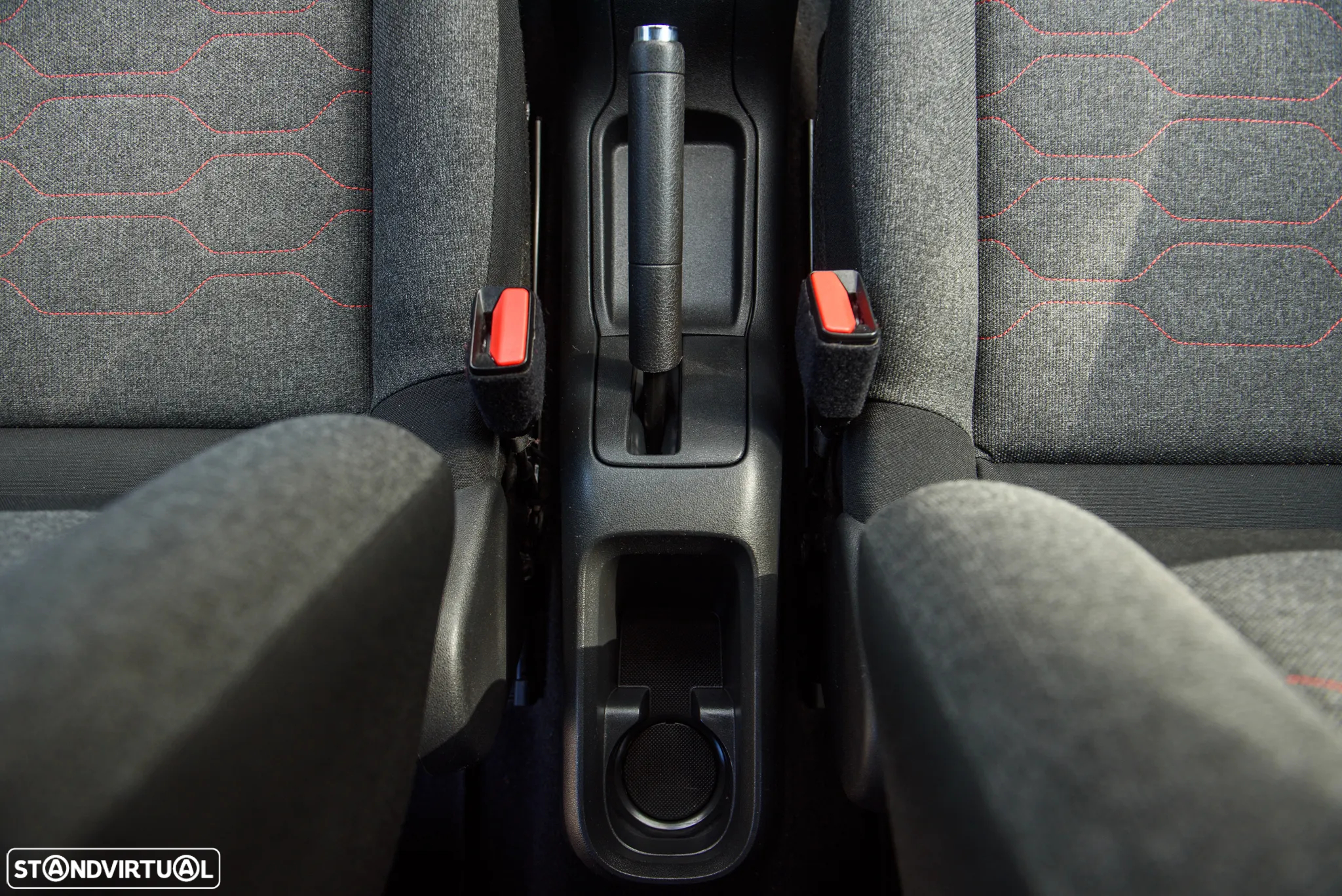 Citroën C3 1.2 PureTech Shine - 37