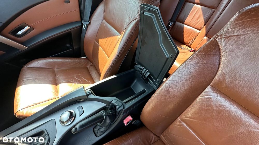 BMW Seria 5 - 28