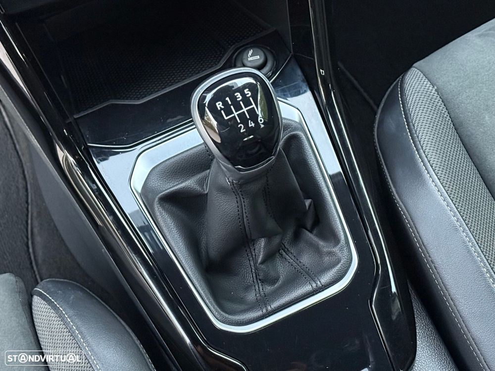 VW T-Roc 1.0 TSI Black Style - 42