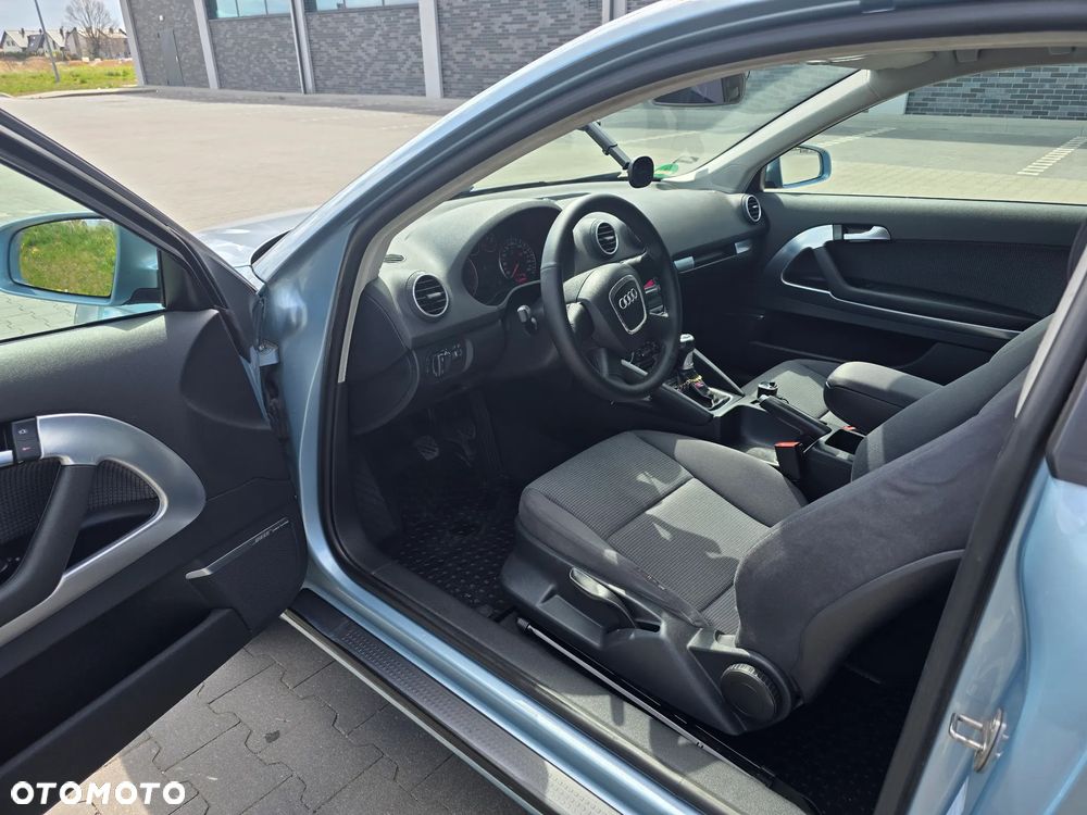 Audi A3 3-drzwiowe 1.9 TDI Ambition - 7