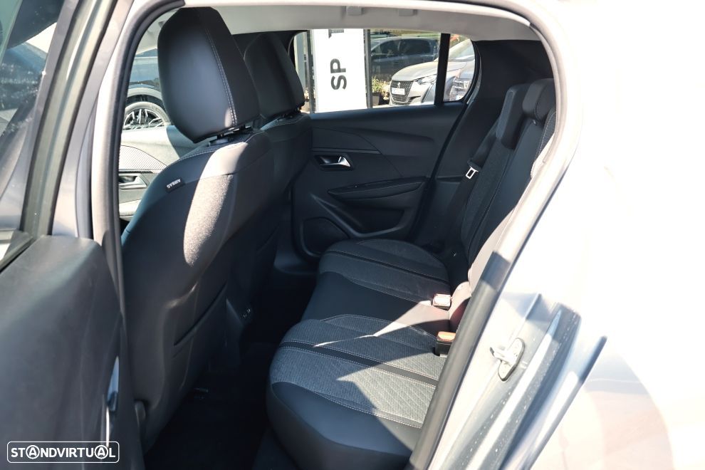 Peugeot 208 1.2 PureTech Allure - 16